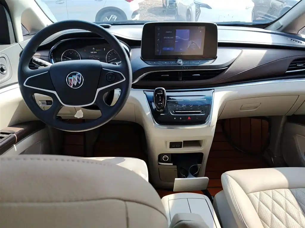 BUICK GL8
