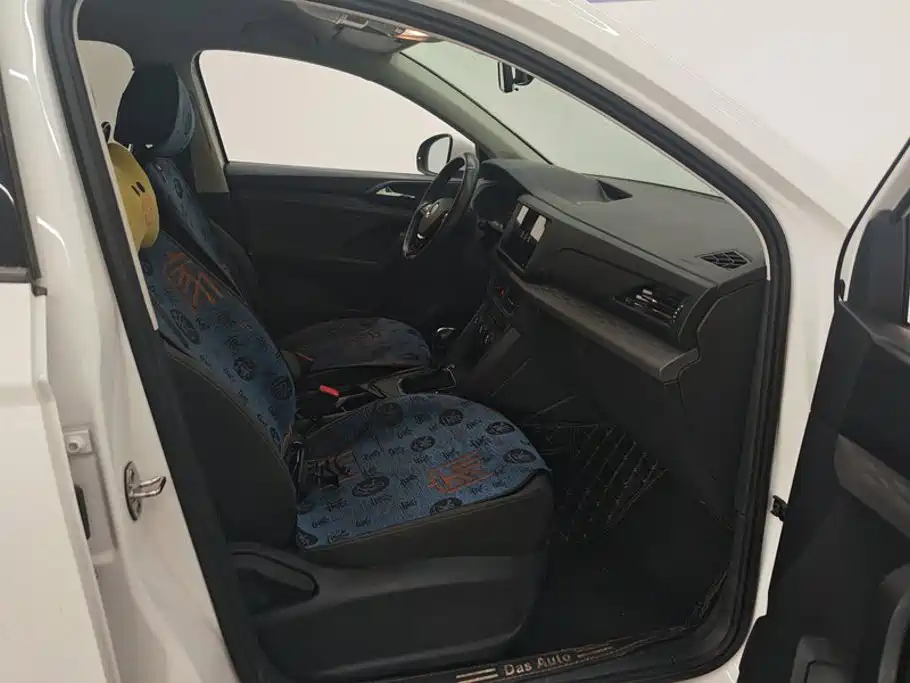 Volkswagen Tharu, миниатюра 8