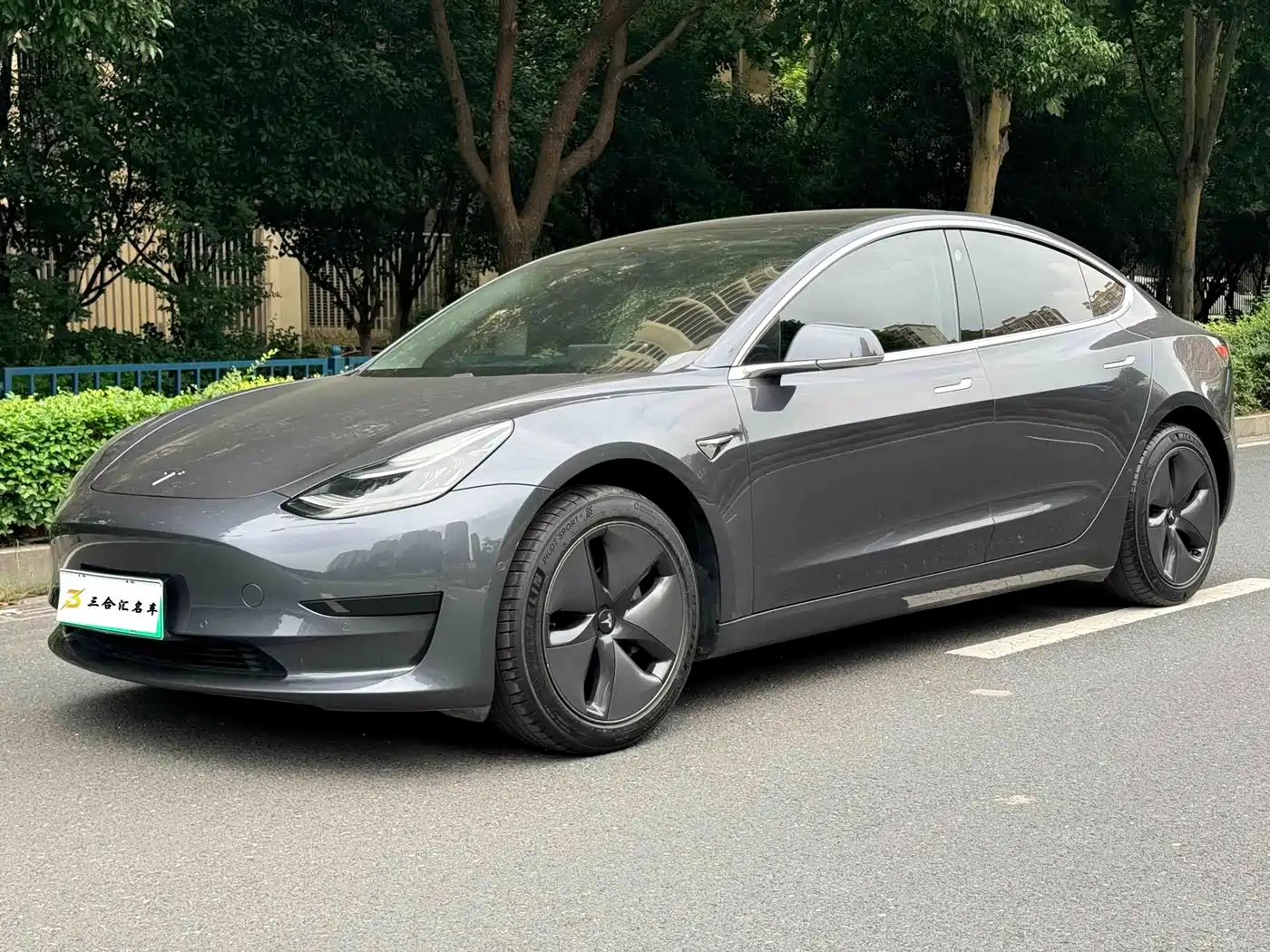 Tesla Model 3 2020 Standard Range Rear-Wheel Drive Upgrade