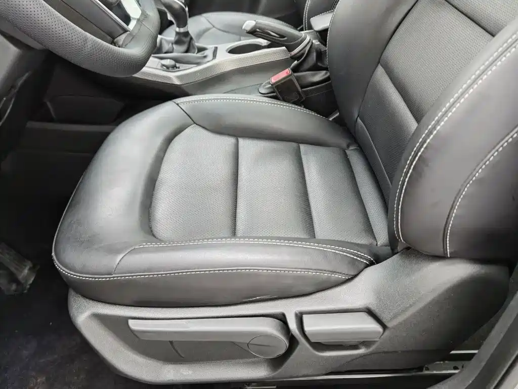 Photo 20 - Geely Emgrand GS