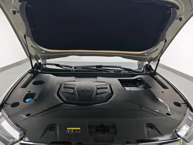 Hongqi HS5 2019 2.0T Smart Connect Enjoy Edition фото 17