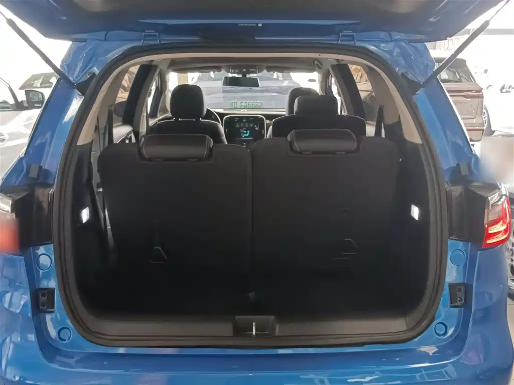 BYD Song MAX 2017 1.5T Auto Smart Elite 7-Seater фото 9