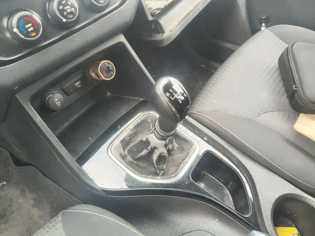 Baojun 730 2020 2021 1.5L Manual Fashion 7-Seater