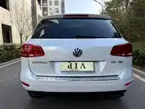 Фото 4 - Volkswagen Touareg