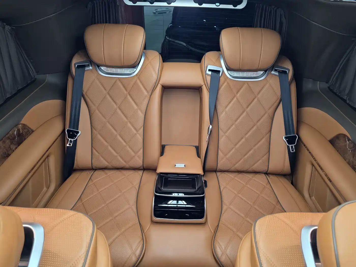 Mercedes-Benz V-Class 2022 V 260 L Long Wheelbase Prestige Edition фото 22