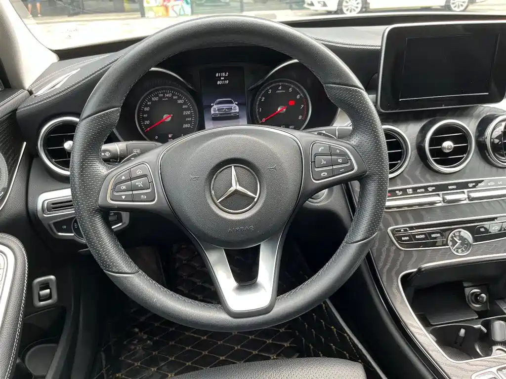 Mercedes-Benz C-Class 2017 Facelift C 200 L Sport Edition фото 15