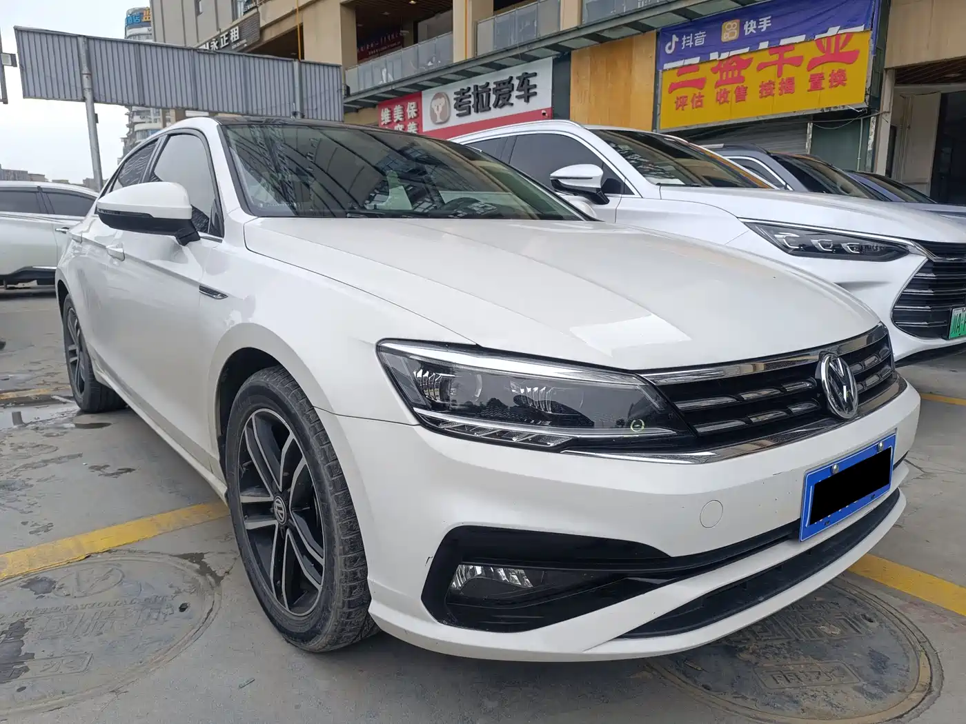 Volkswagen Lamando 2021 280TSI DSG Comfort Edition фото 3