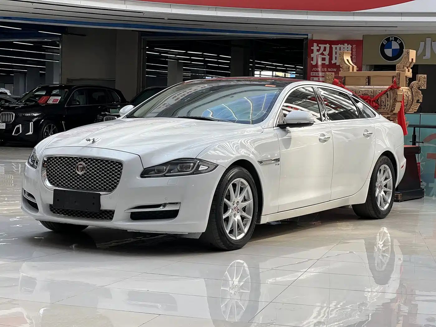 Jaguar XJ 2016 2016 XJL 2.0T 2WD Elegance Business Edition