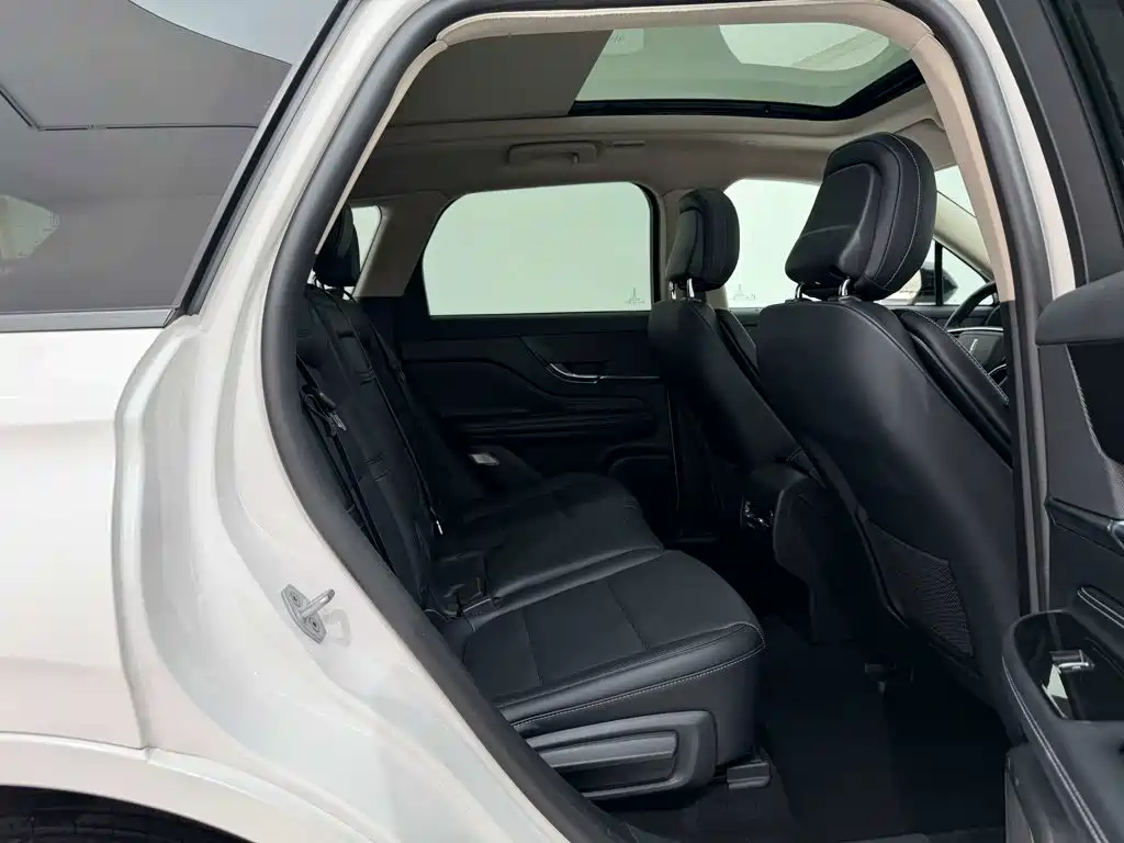 Lincoln Adventurer 2025 2024 1.5T 2WD Premium Hybrid