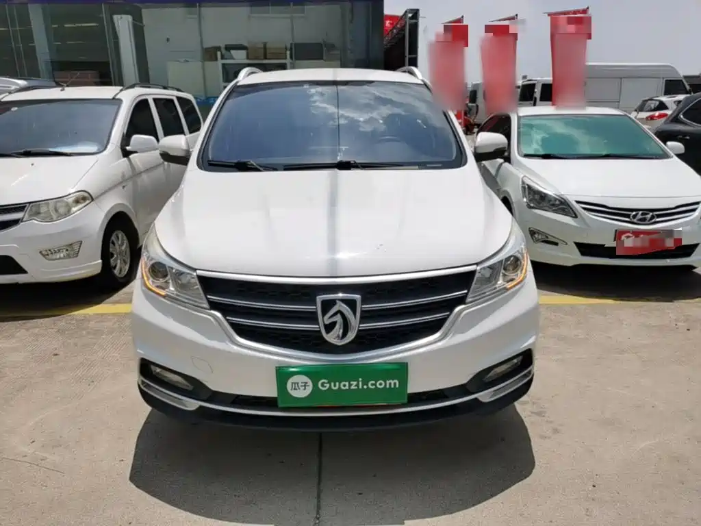 Baojun 730 2019 2019 1.5T CVT Fashion 7-Seater China V
