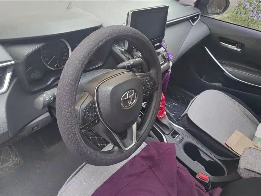 Toyota Corolla 2022 Hybrid 1.8L E-CVT Pioneer Edition фото 15