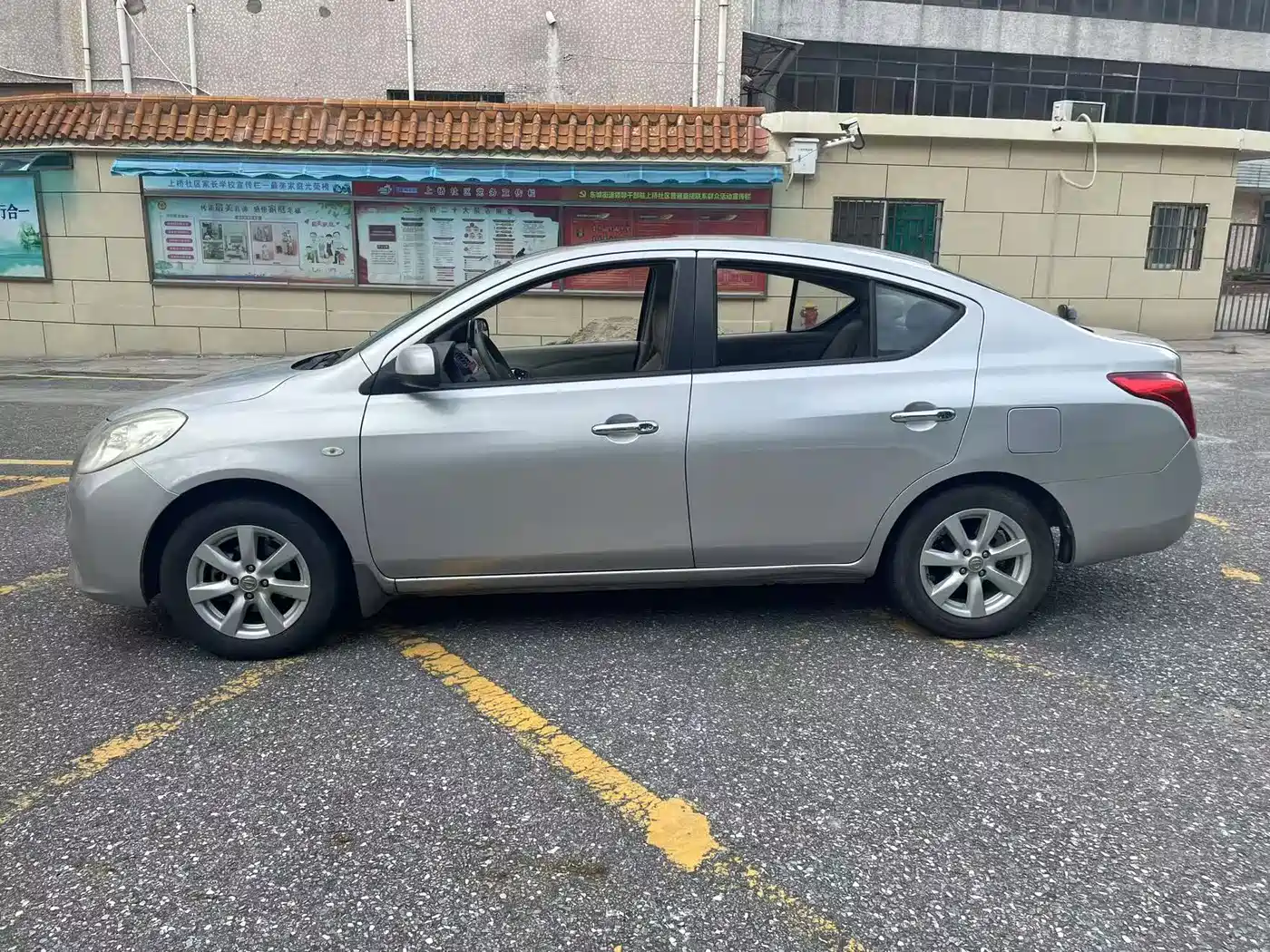 Nissan Sunny 2011 2011 1.5XE CVT Comfort Edition