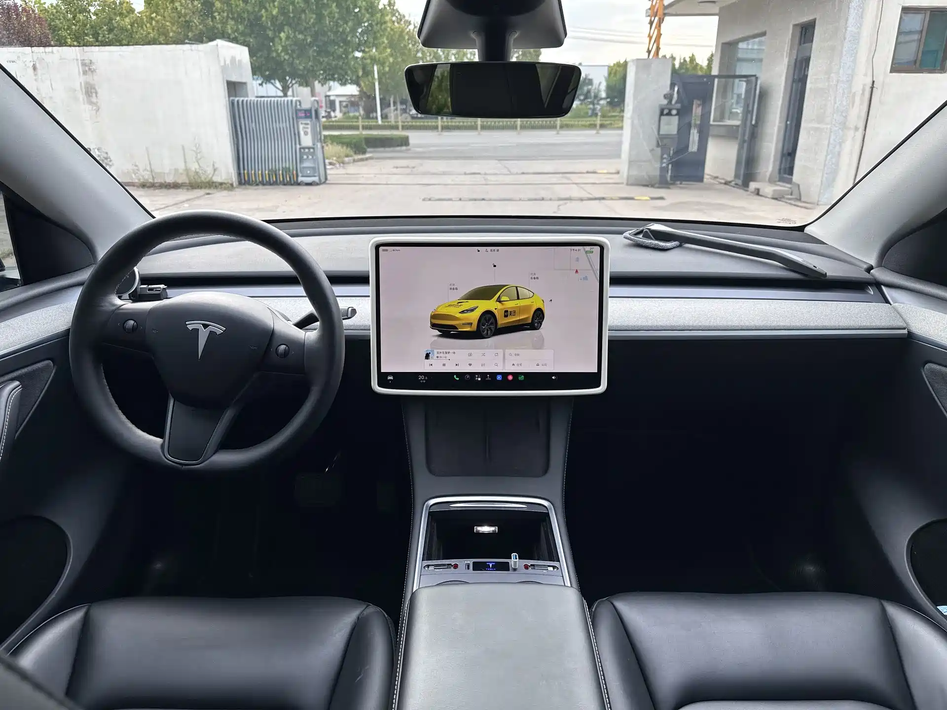 Фото 8 - Tesla Model Y