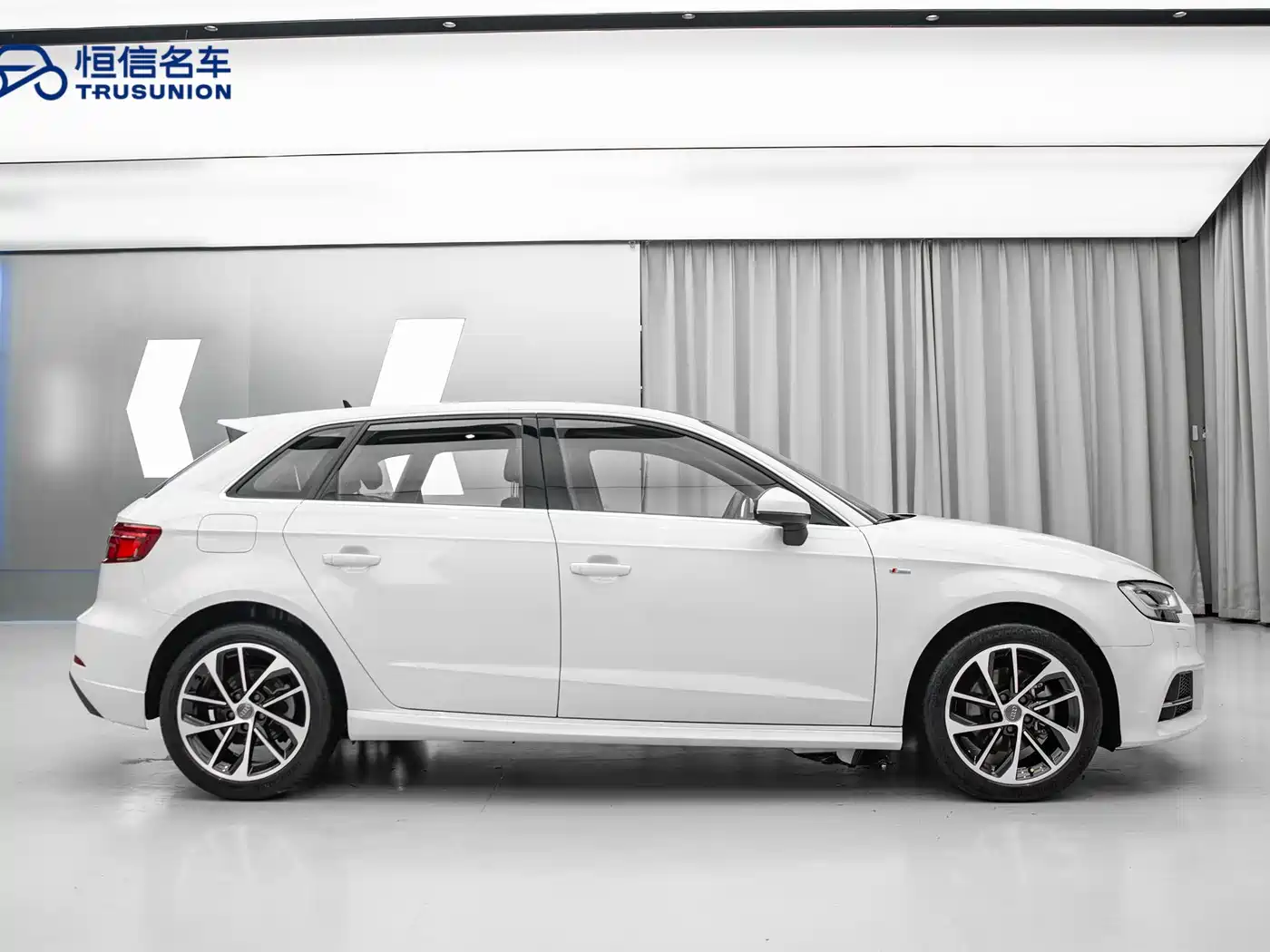 Audi A3 2019 Sportback 35 TFSI Fashion China V фото 10