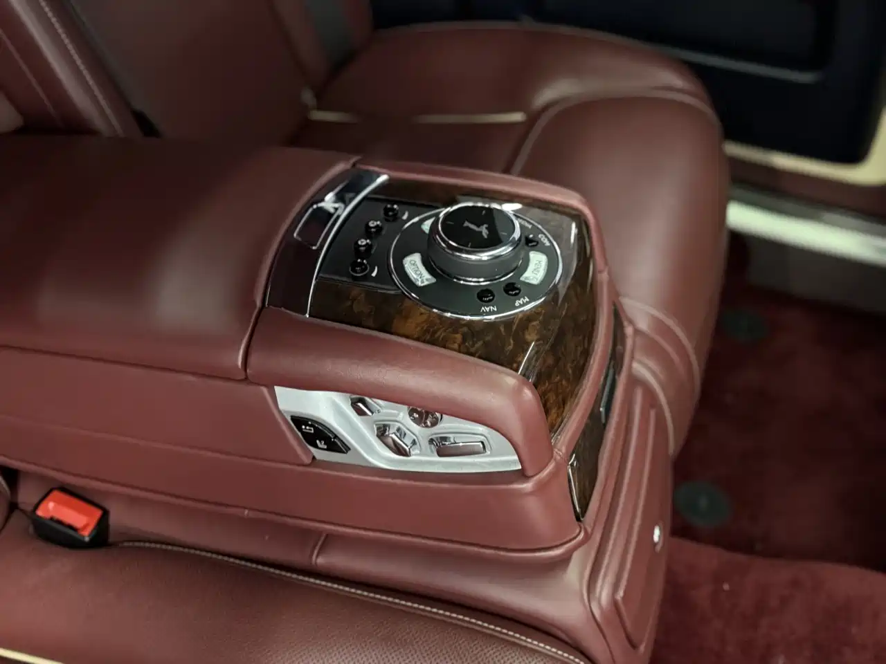 Фото 8 - Rolls-Royce Ghost