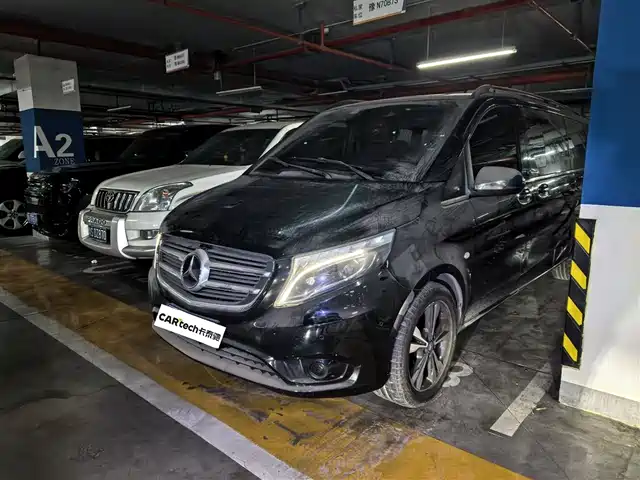 MERCEDES-BENZ VITO
