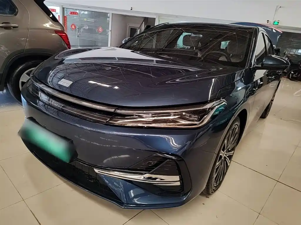 Geely Galaxy Galaxy A7 2025 EM-i фото 2