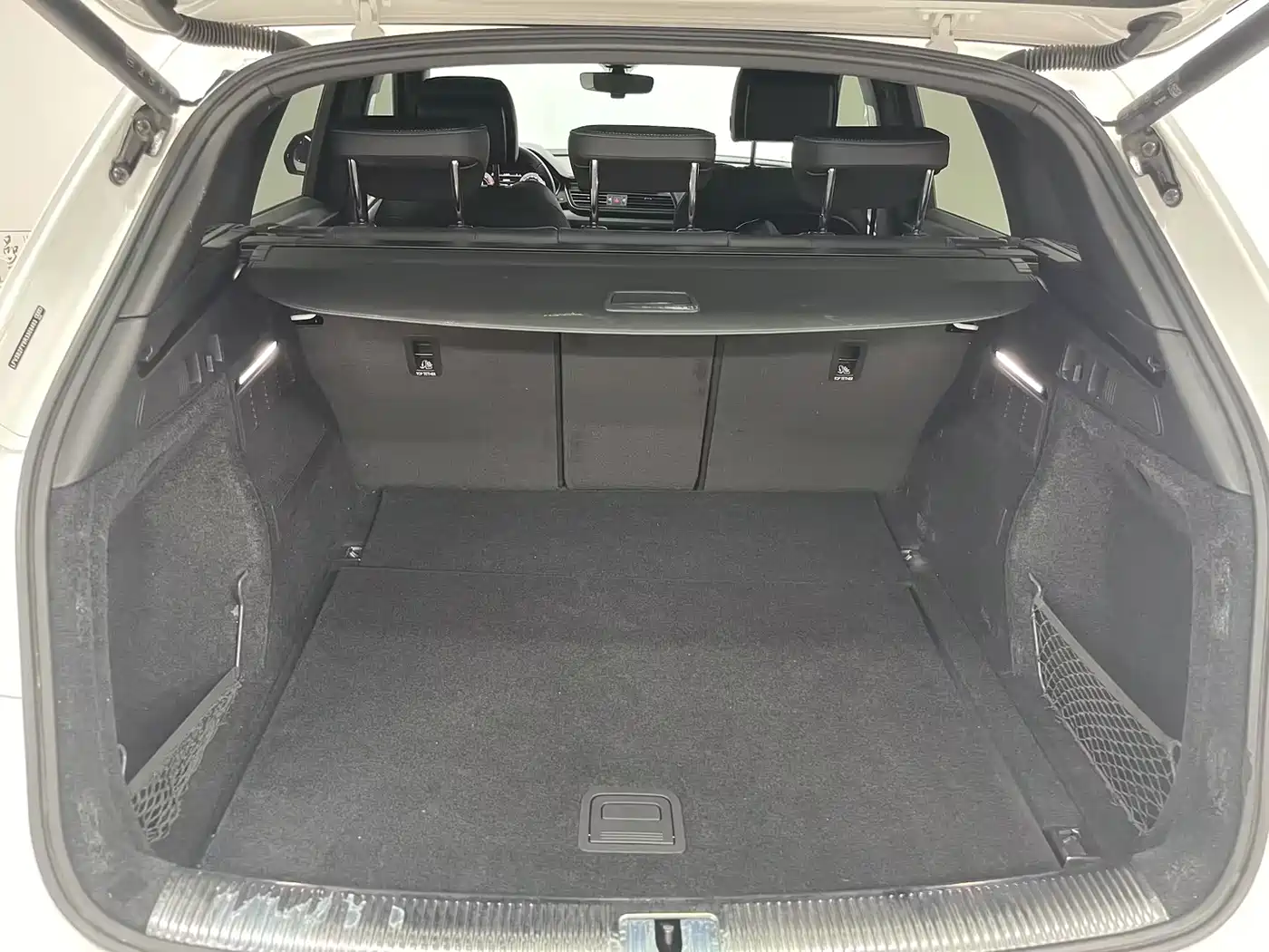 Audi Q5L 2024 Model 40 TFSI Luxury Dynamic фото 6