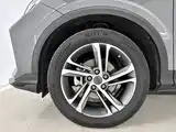 Фото 14 - Geely Coolray