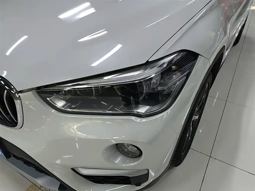 BMW X1 2016 xDrive20Li Luxury Model фото 24