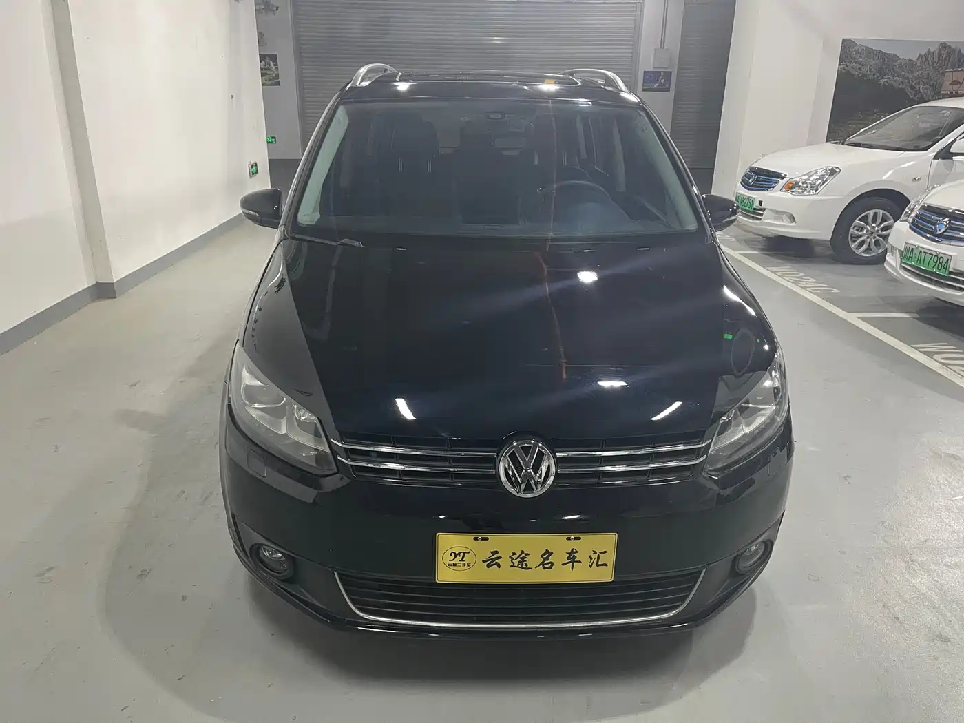 Volkswagen Touran 2013 1.4T Manual Comfort 5-seater фото 2