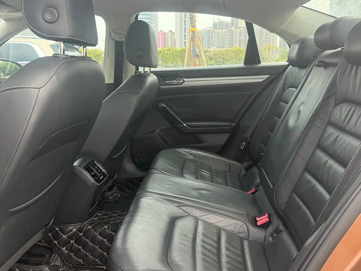 Volkswagen Lamando 2015 280TSI DSG Comfort фото 11