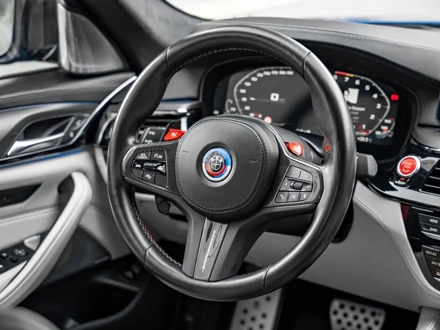 BMW M5 2018 M5 фото 9