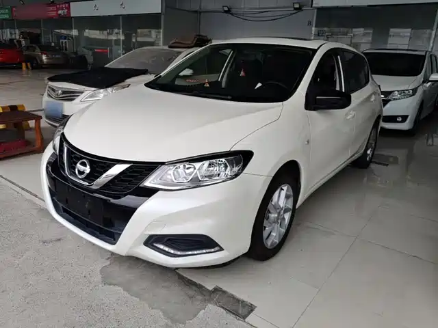 Nissan Tiida 2020