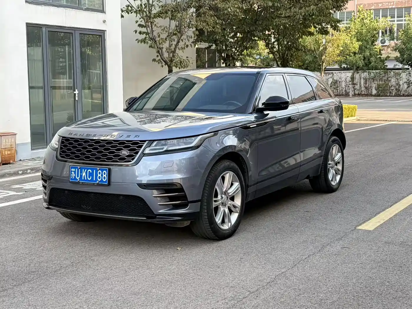Land Rover Range Rover Velar 2019 2020 P250 R-DYNAMIC S