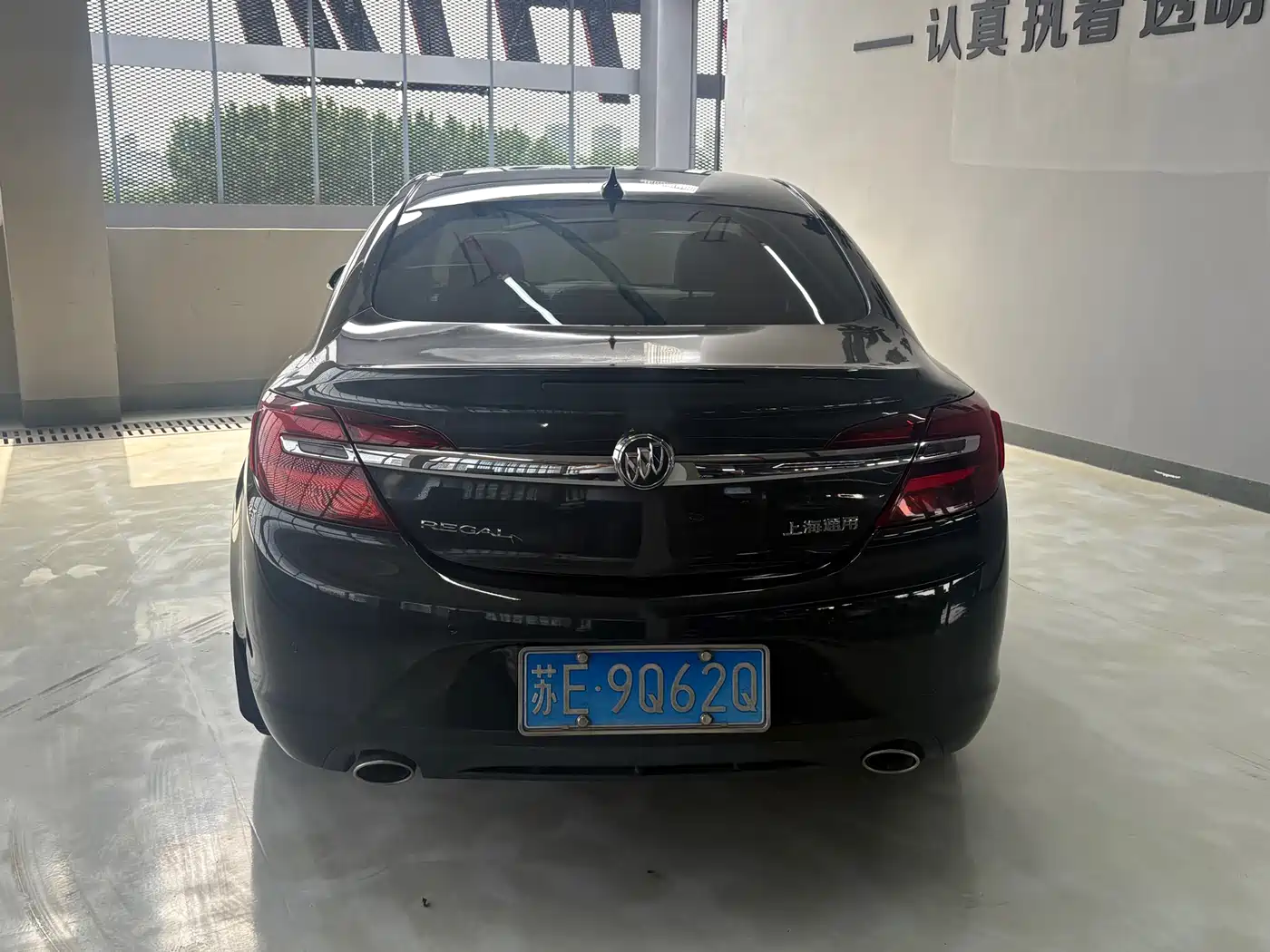 Buick Regal 2015 2.0L Elite Fashion Model фото 9