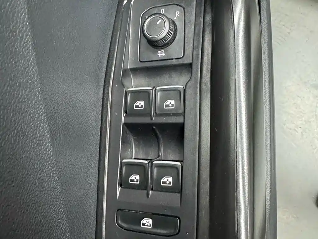 Volkswagen T-ROC 2023 2022 280TSI DSG 2WD Comfort PLUS