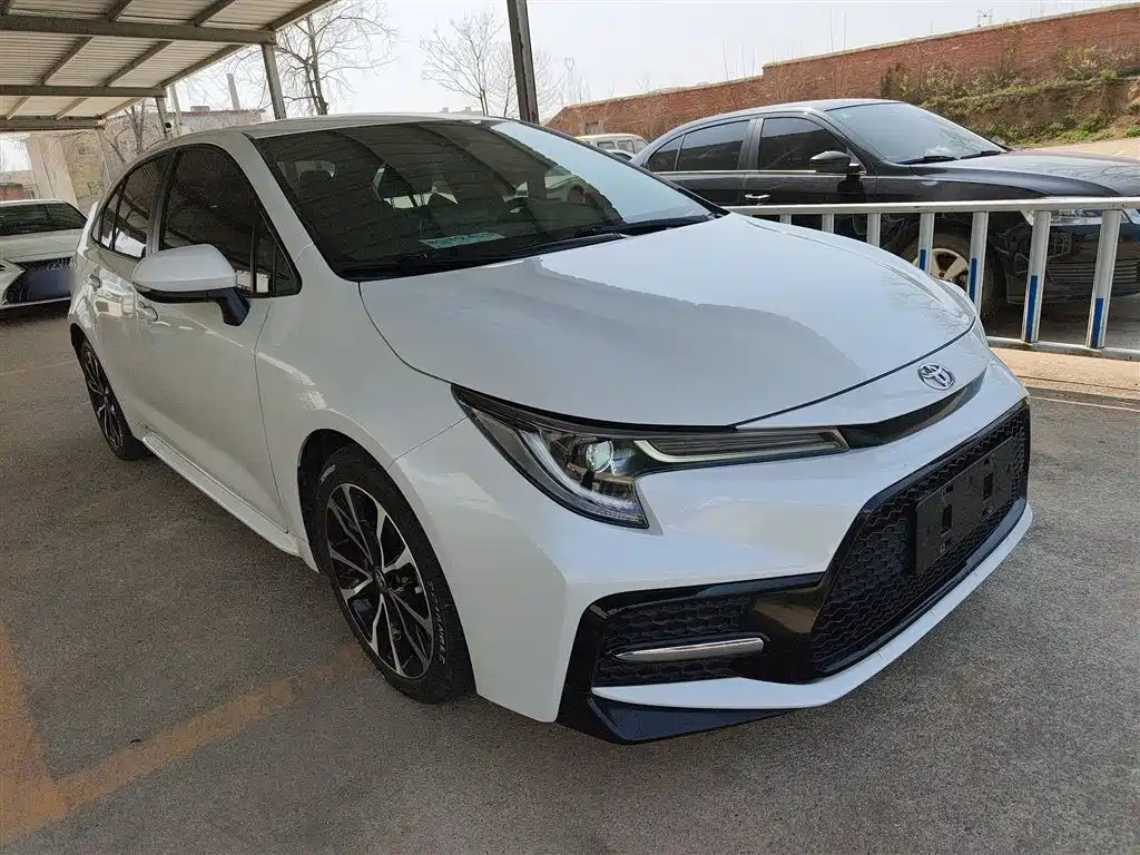 Toyota Levin 2021 185T CVT Sport Edition фото 4