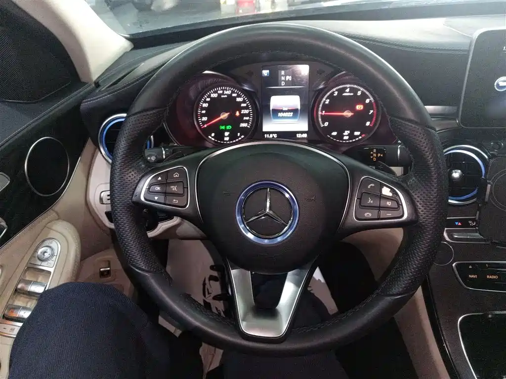 Mercedes-Benz C-Class 2017 C 200 L Sport фото 7
