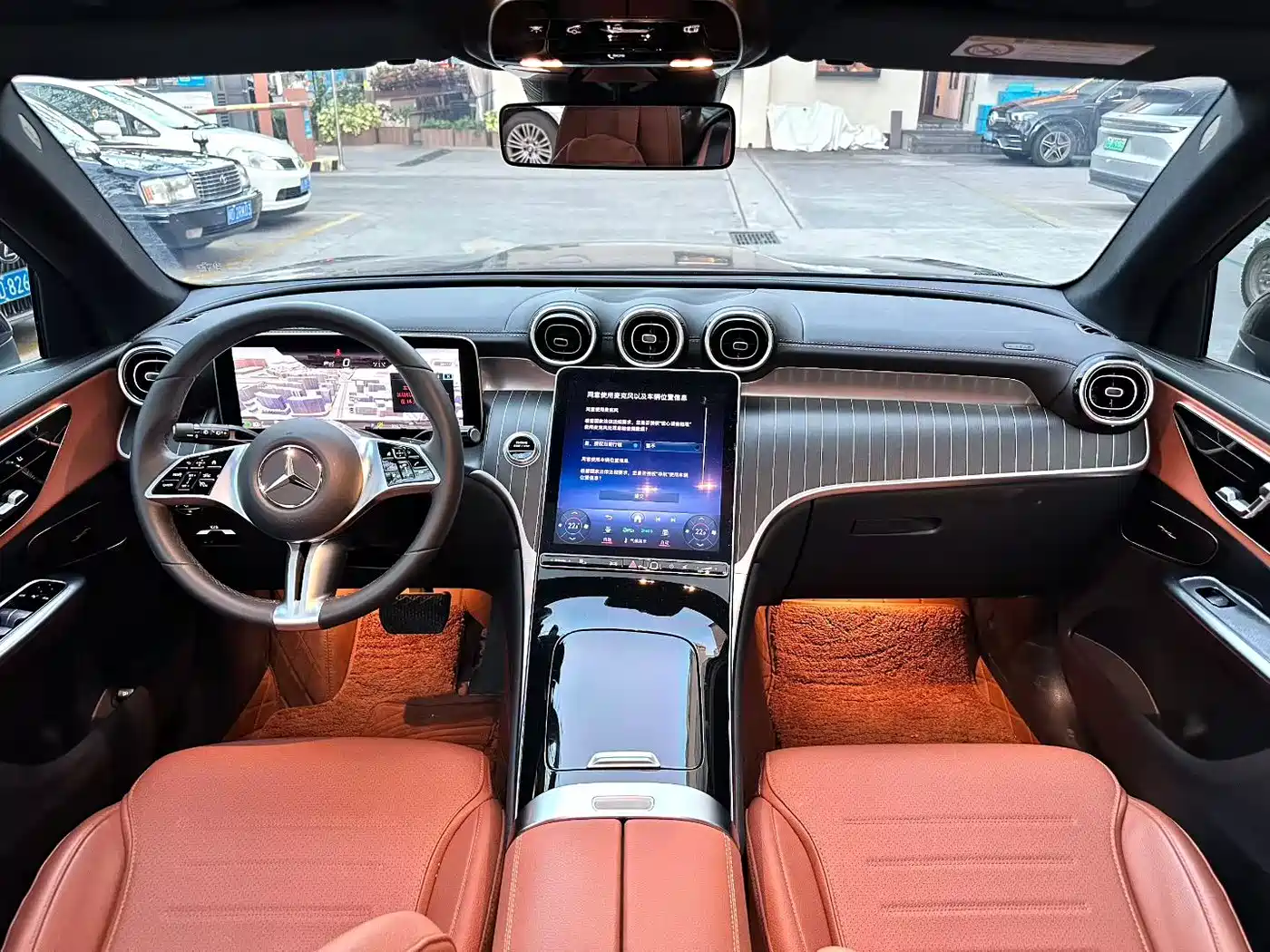 Mercedes-Benz GLC 2023 GLC 260 L 4MATIC Sport 5-seater фото 6