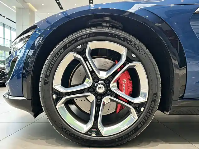 Xiaomi Auto Xiaomi YU7 2025 Ultra Long Range High Performance AWD Max Edition — фото 4