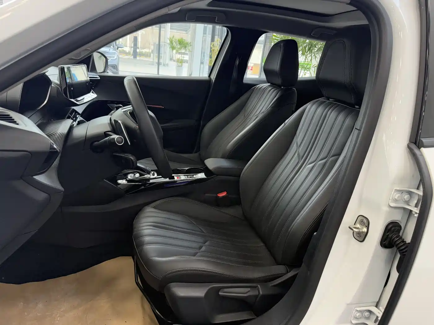 Peugeot 2008 2022 230THP THE ONE фото 9