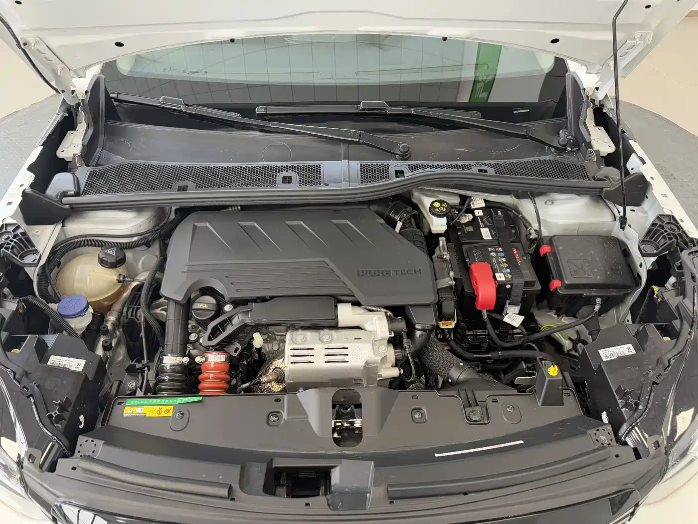 Peugeot 2008 2022 230THP THE ONE фото 22