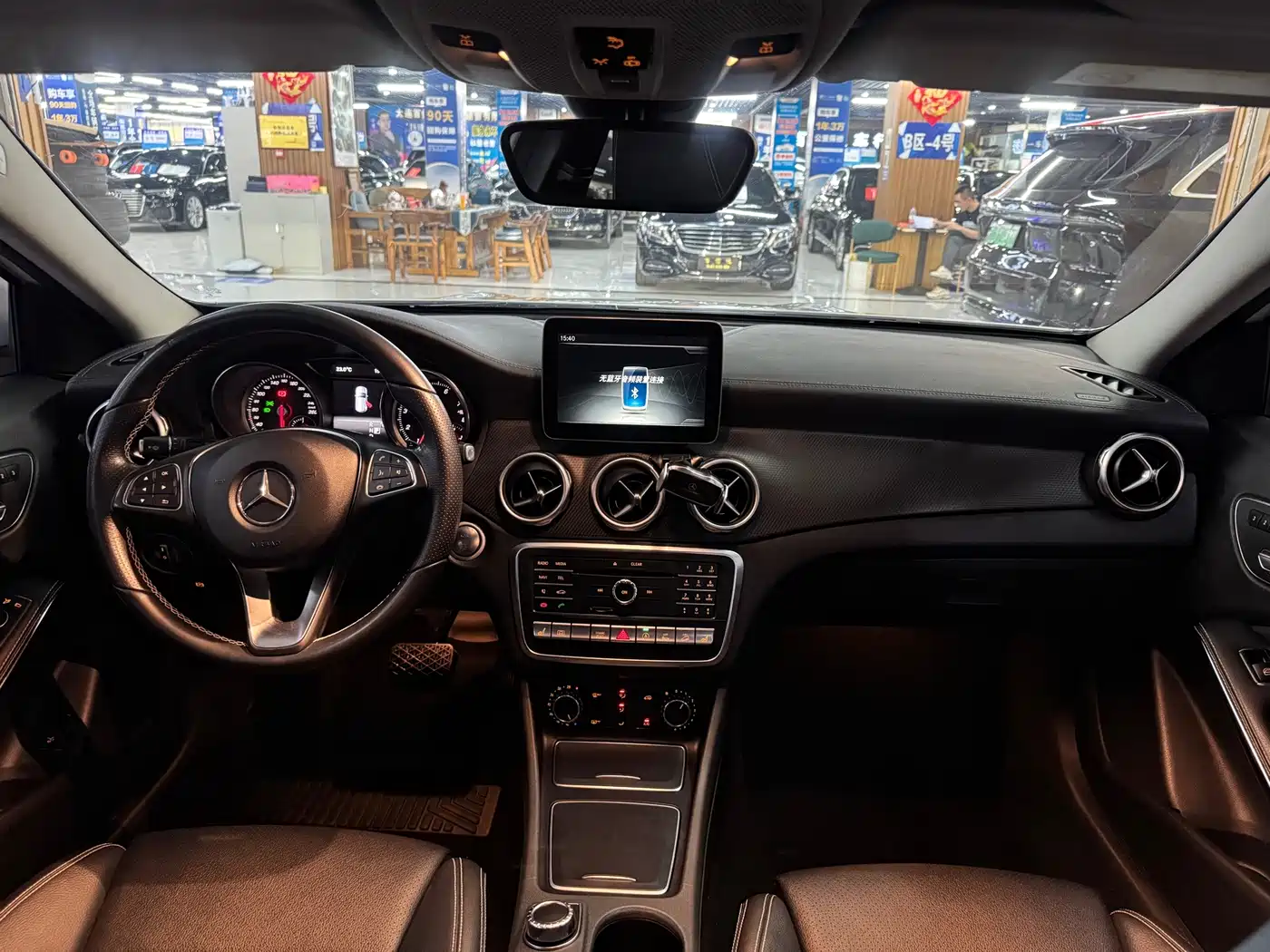 Фото 8 - Mercedes-Benz GLA