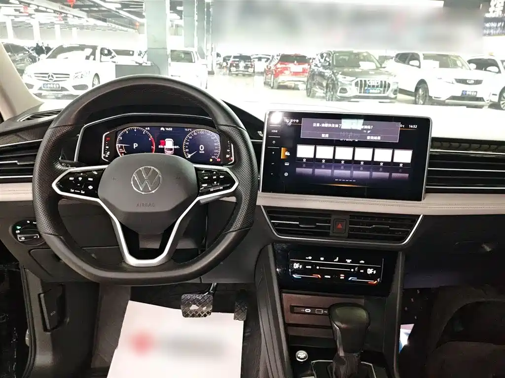 Volkswagen Tiguan L 2022 330TSI Automatic 2WD Smart Edition фото 10