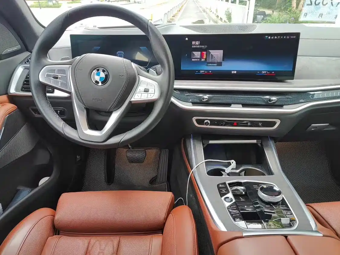 BMW X7 2023 xDrive40i Exclusive Luxury Package фото 6