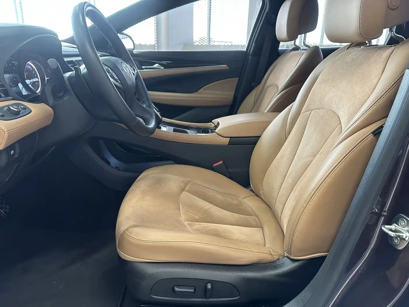 Buick LaCrosse 2016 20T Elite Type фото 9