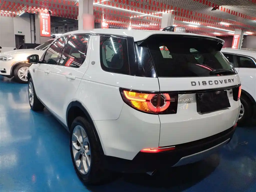 Land Rover Discovery Sport 2018 240PS HSE Edition фото 23