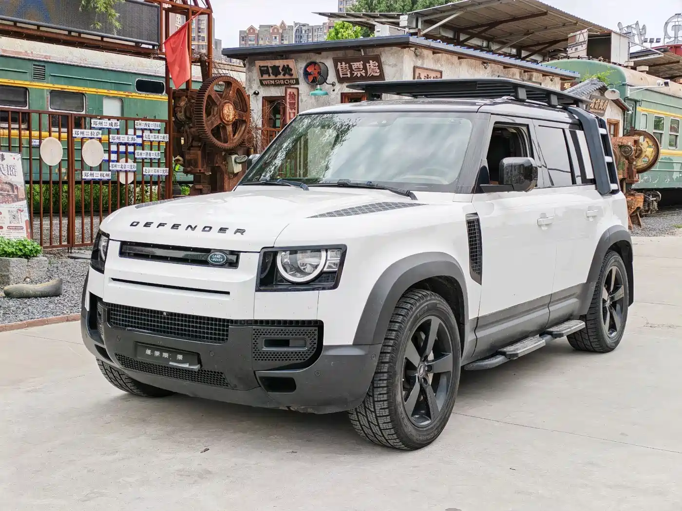 Land Rover Defender, 2022
