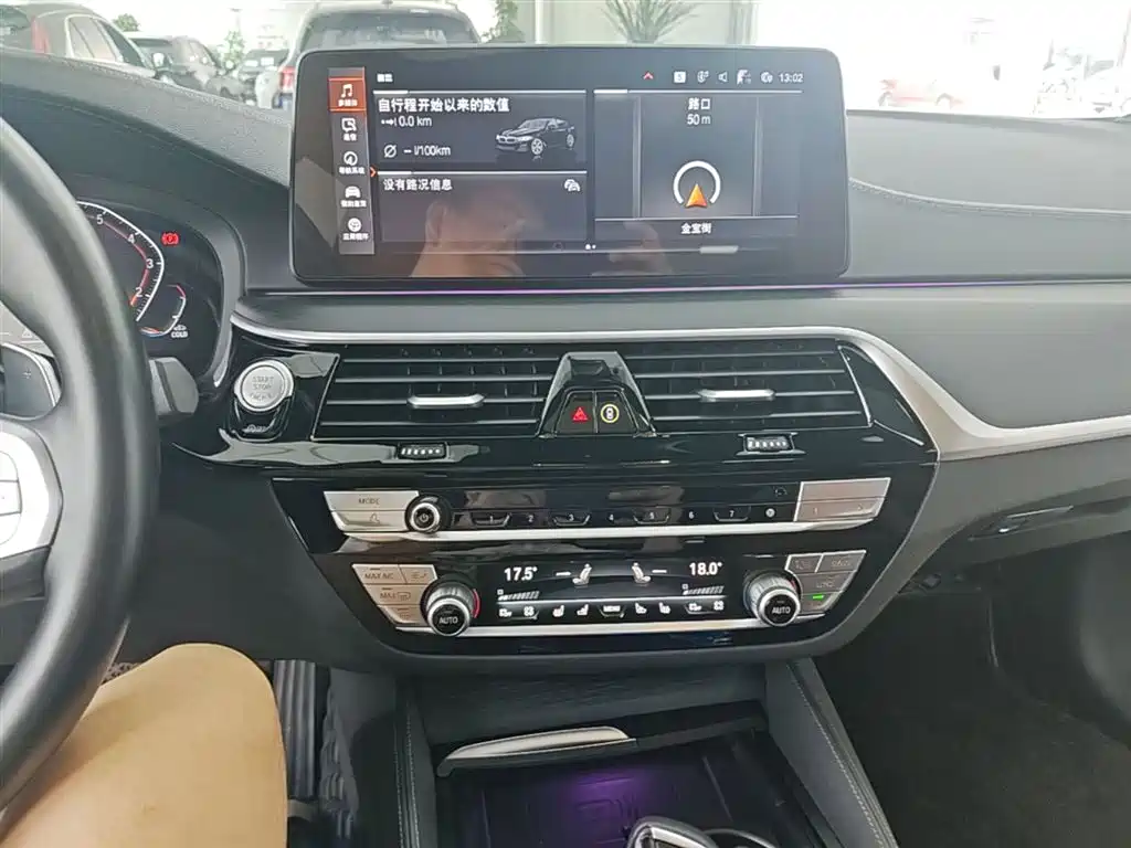 BMW 5 Series 2022 Model Third Facelift 530Li Premium M Sport Package фото 13