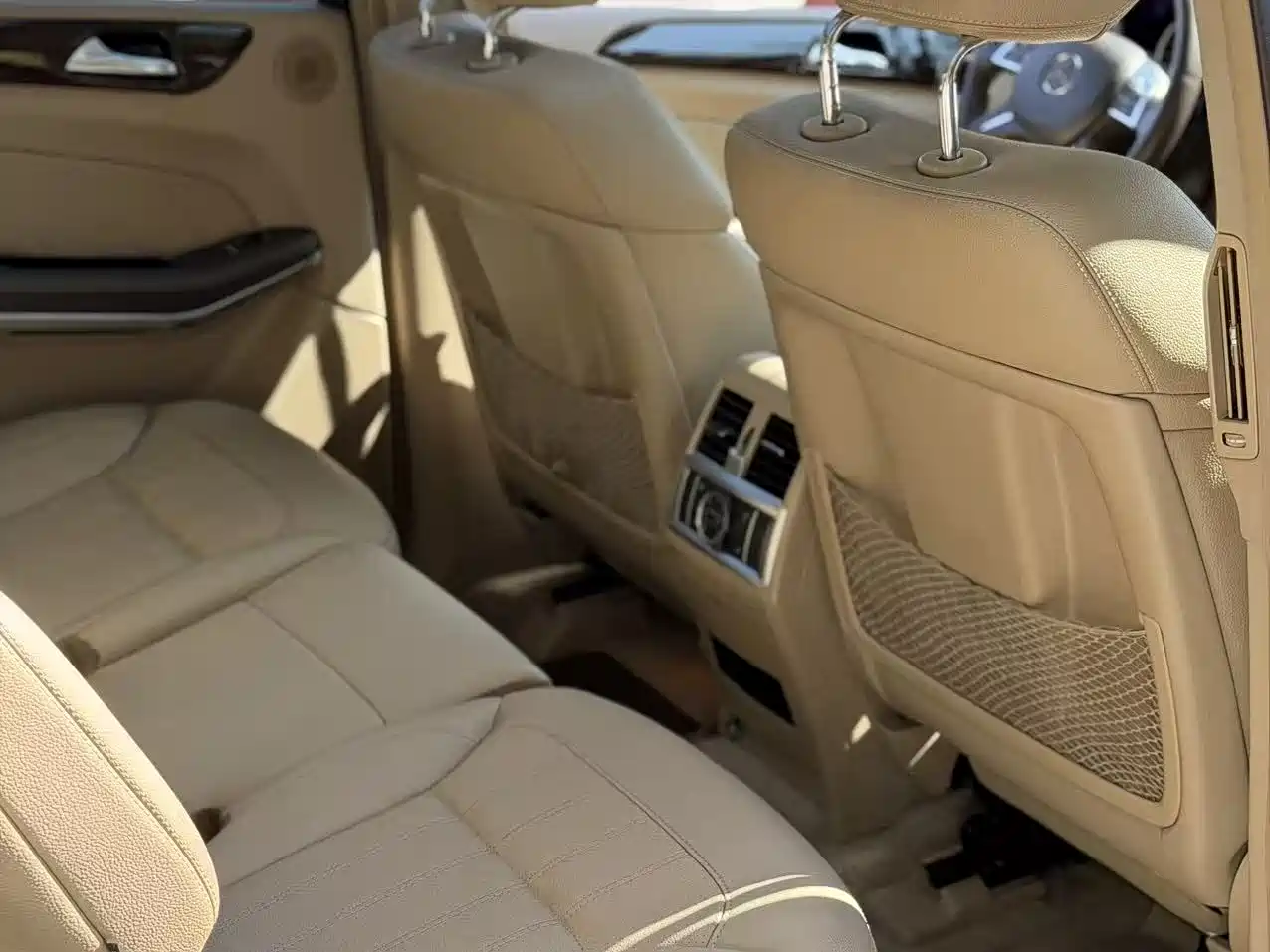 Mercedes-Benz GL-Class фото 11