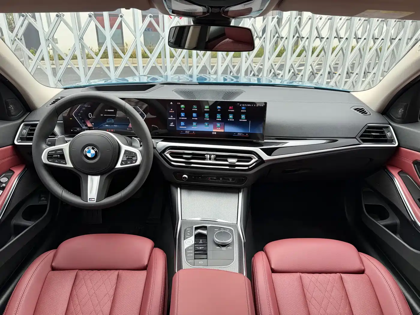 BMW 3 Series 2023 325Li M Sport Black Night Package фото 3
