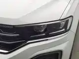 Photo 7 - Volkswagen T-ROC