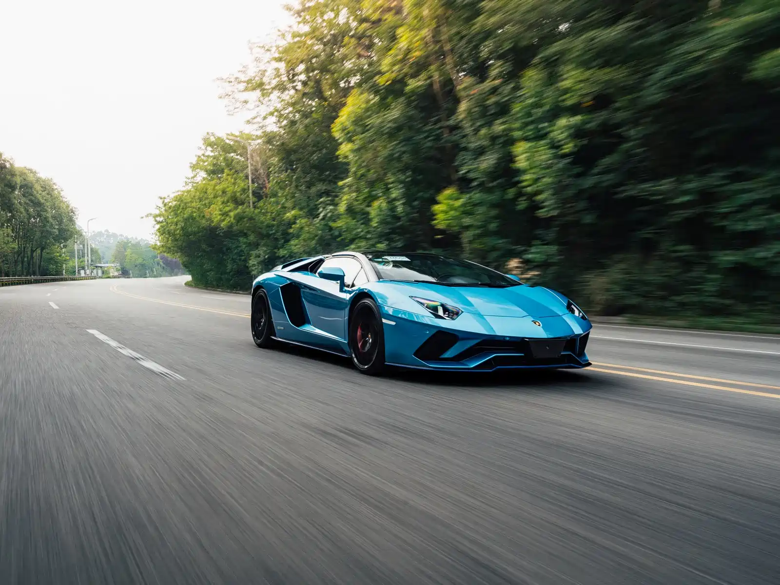 Фото 21 - Lamborghini Aventador