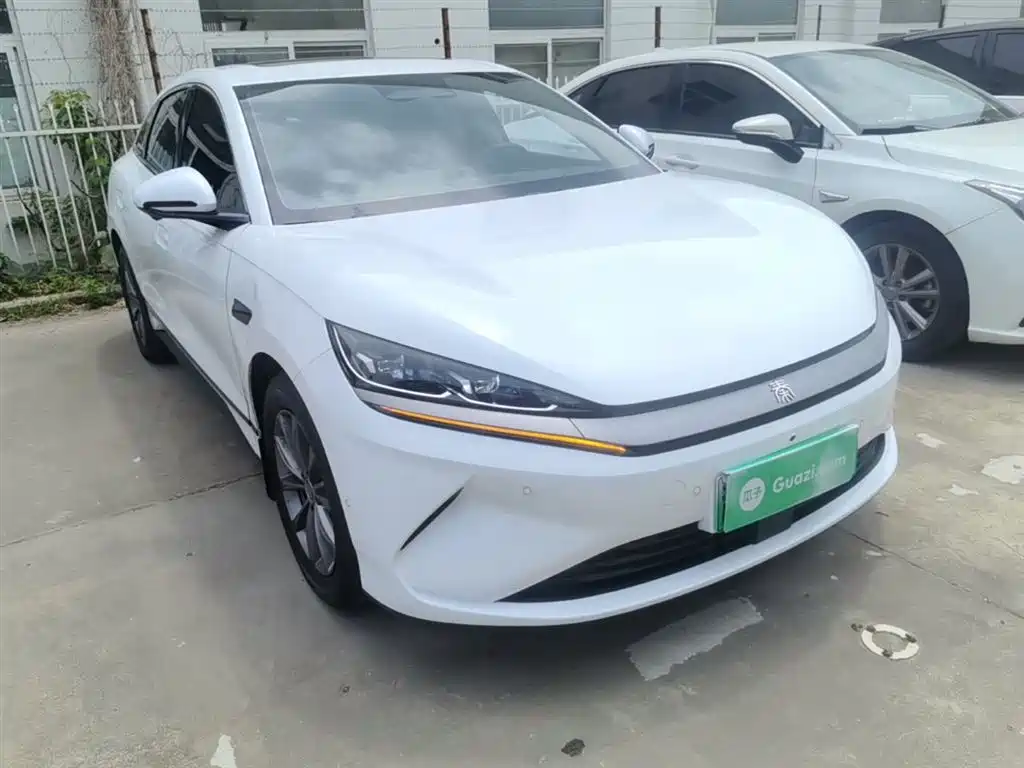 BYD Qin L 2025 EV 545KM Superior фото 4