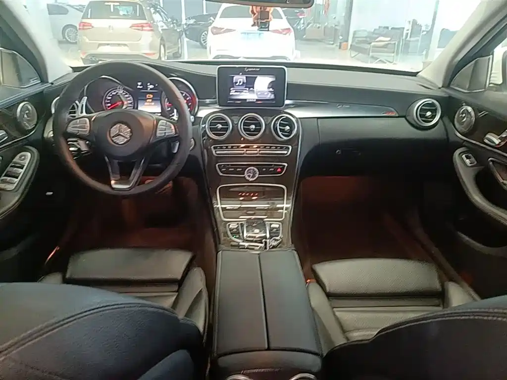 Mercedes-Benz C-Class 2015 Facelift C 180 L фото 6